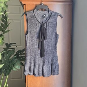 DKNY Black and Gray Sleeveless Blouse XL